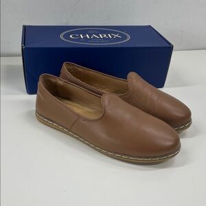 Charix Classic Leather Camel Slip On Size 37.5 (US 7.5)